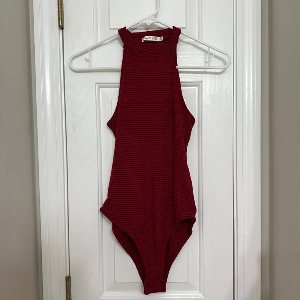 Women’s Sleeveless Bodysuit Medium Red Black Stripe High Neck Stretch Snap Shut